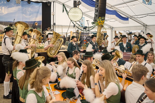 fa-25-05-28-18-49-05