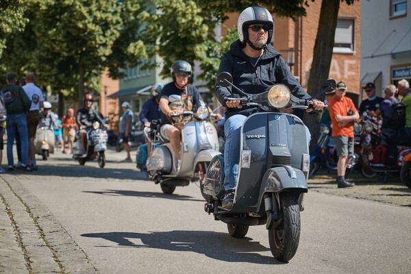 vespa-25-06-22-10-57-36