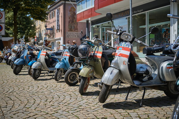 vespa-25-06-22-11-06-21