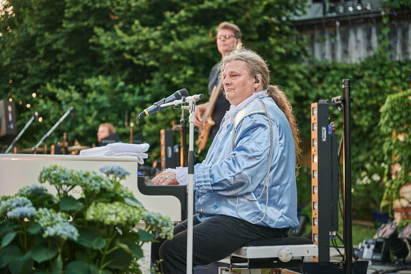 abba-web-25-07-12-20-23-29