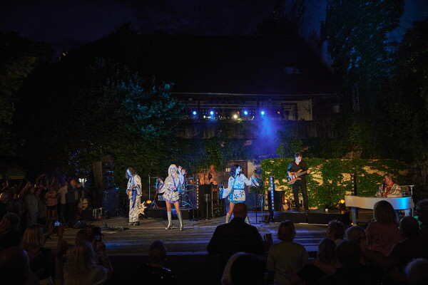 abba-web-25-07-12-22-07-36