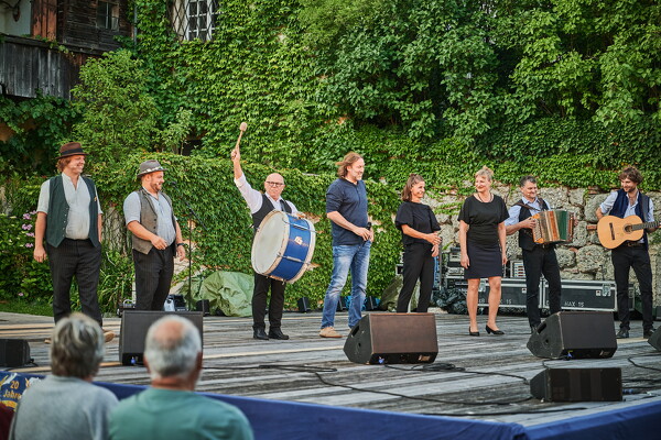 bs-25-07-13-20-01-04