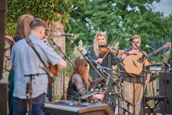 ifn-25-07-19-20-30-41