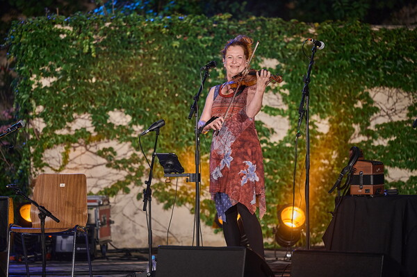 ifn-25-07-19-21-29-40