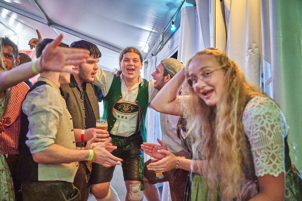 wf-25-08-09-22-42-28