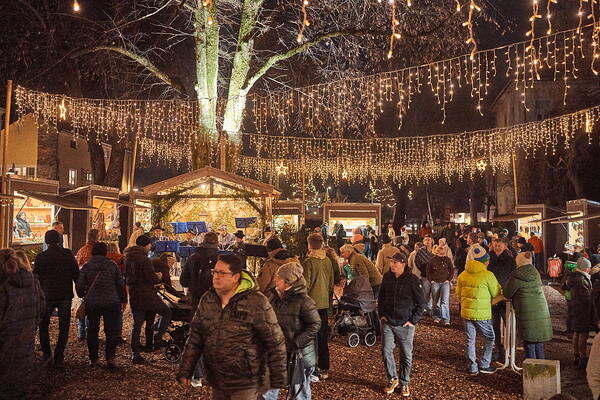 cm-25-11-29-18-03-22