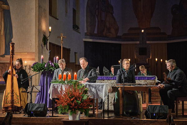 kerzen-25-12-07-16-26-34