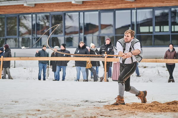 schnalzen-26-02-01-14-03-33