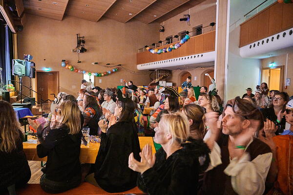 fk-26-02-06-19-27-36