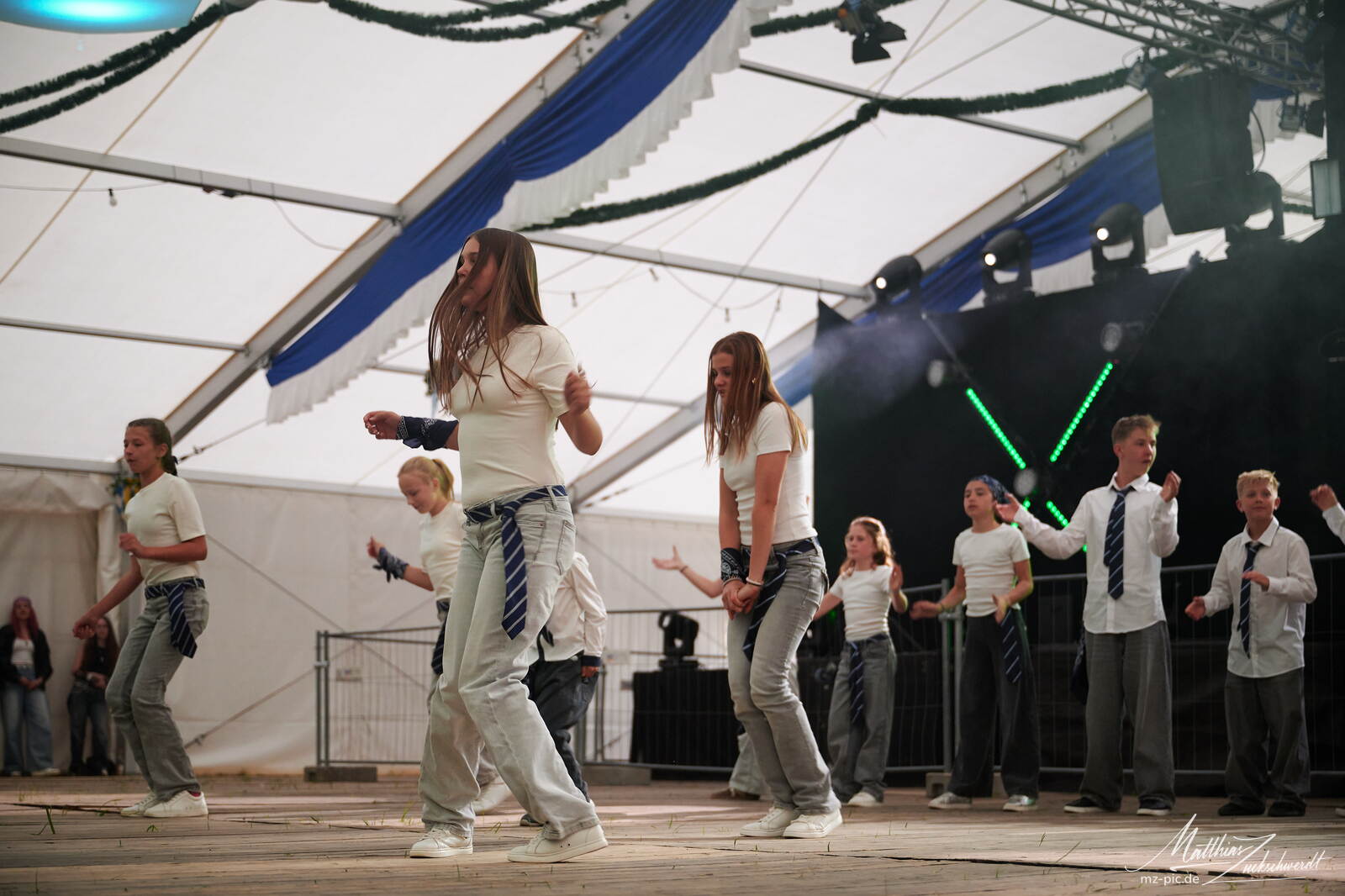 generation-x-26-05-29-20-36-33.jpg